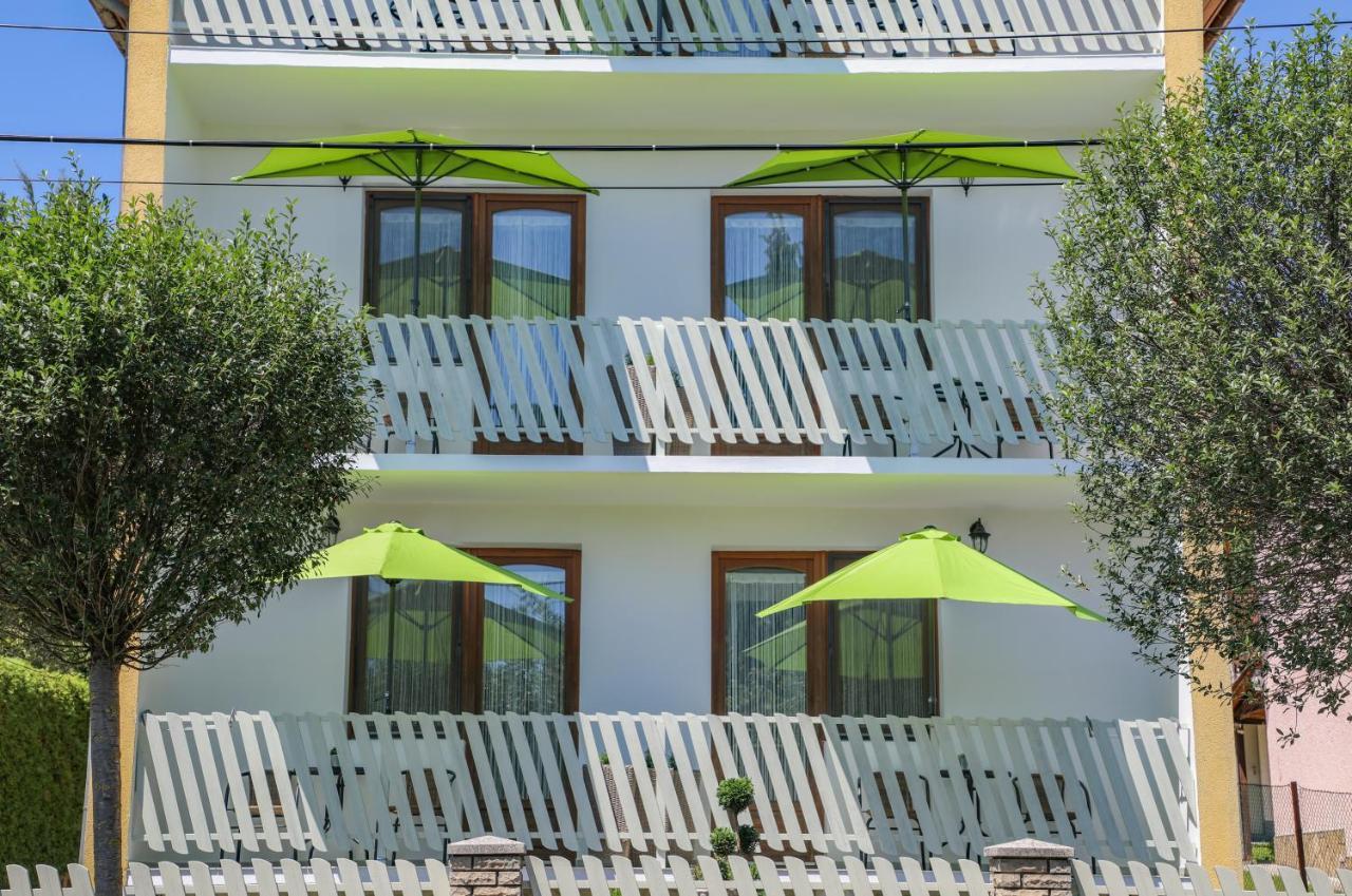 Villa Grande Hévíz 외부 사진